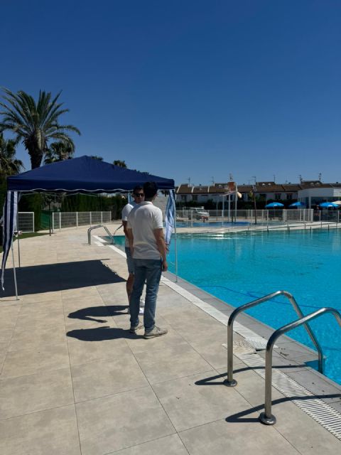La piscina Ola Azul de Los Alcázares inicia la temporada de verano este 1 de junio