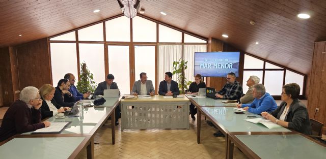 El Comité de Seguimiento del Mar Menor avanza en medidas de concienciación y cierra una etapa con la renovación de su presidencias