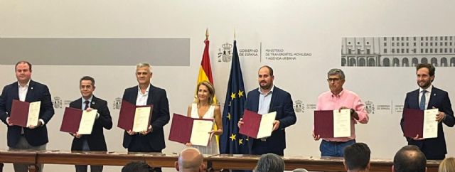 El alcalde de Los Alcázares firma junto a la ministra Raquel Sánchez el protocolo de colaboración para la Agenda Urbana 2030