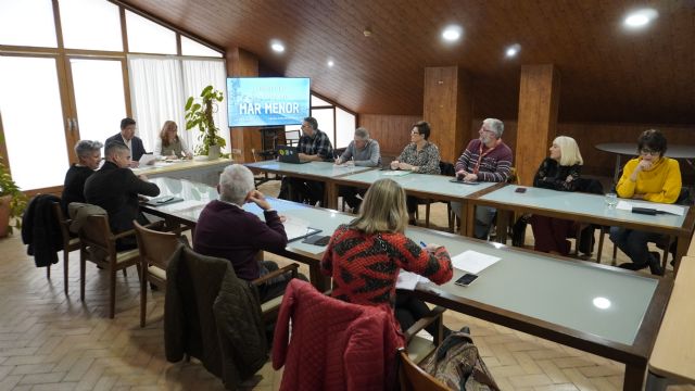 Unanimidad en el Comité del Mar Menor para reforzar el control, la vigilancia y la regulación de la navegación en la laguna