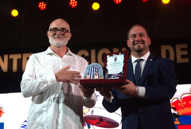 Puebla refuerza el papel de Los Alcázares como “cuna de tradiciones” en el pregón de la 53ª Semana Internacional de la Huerta y el Mar