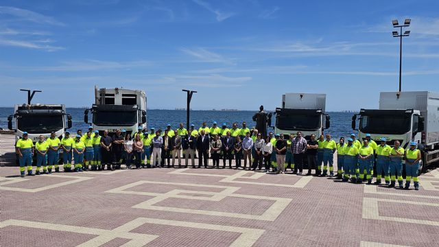 Se pone en marcha el nuevo servicio de limpieza que cambiará la imagen de Los Alcázares