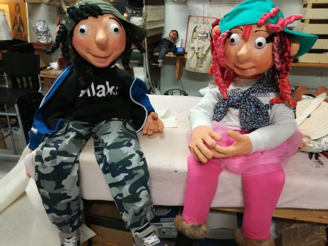 Marionetas, magia y un taller de agricultura huertana convocan a los más pequeños este miércoles en Los Alcázares