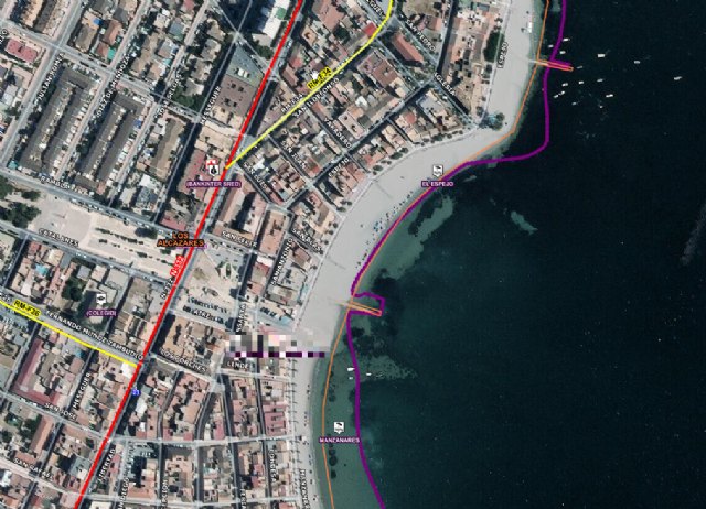 Fallece un bañista tras ser rescatado inconsciente entre las playas de Manzanares y El Espejo