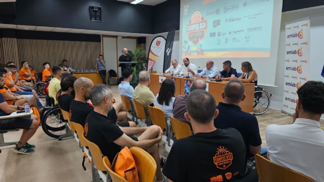 Los Alcázares acoge el I Campus BSR AMIAB Murcia, una iniciativa pionera para impulsar el baloncesto en silla de ruedas