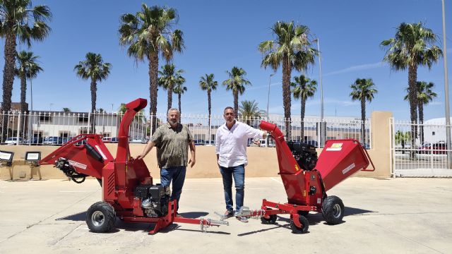 Los Alcázares incorpora dos nuevas biotrituradoras para mejorar la gestión de restos vegetales y biorresiduos