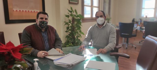 Los Alcázares bonifica la mitad del recibo de IBI a los vecinos que instalen placas solares en sus viviendas y locales