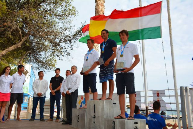 Joel Rodríguez y la noruega Line Höst ganan el Campeonato de Europa s21 de Laser Standard y Radial