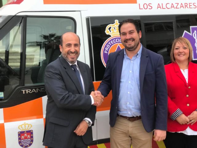 Los Alcázares se dota de dos vehículos nuevos de emergencias