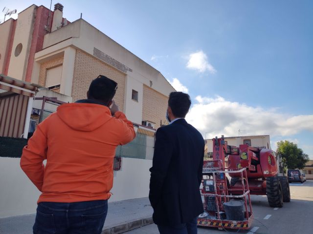 Fomento inicia las obras de acondicionamiento y mejora de 12 viviendas sociales en Los Alcázares