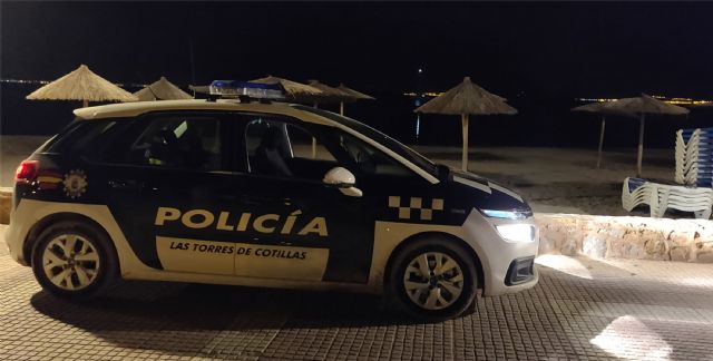 Agentes de la Policía Local torreña ayudan en Los Alcázares patrullando en sus horas libres