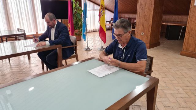 El Ayuntamiento de Los Alcázares renueva el convenio de colaboración con Columbares