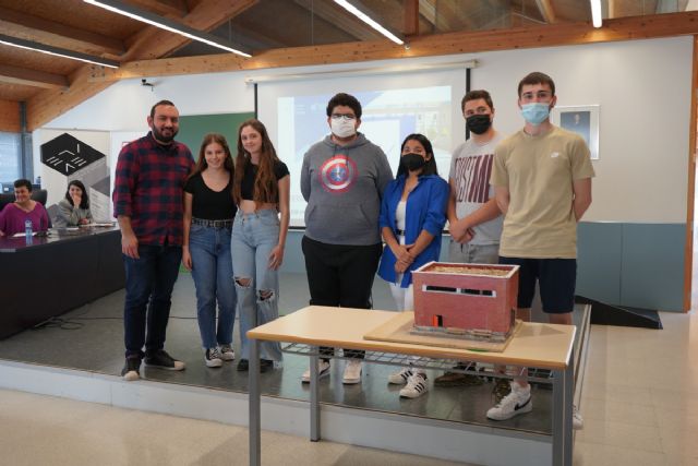Estudiantes de Los Alcázares y Cartagena ganan la Olimpiada nacional Construyendo con Ingenio